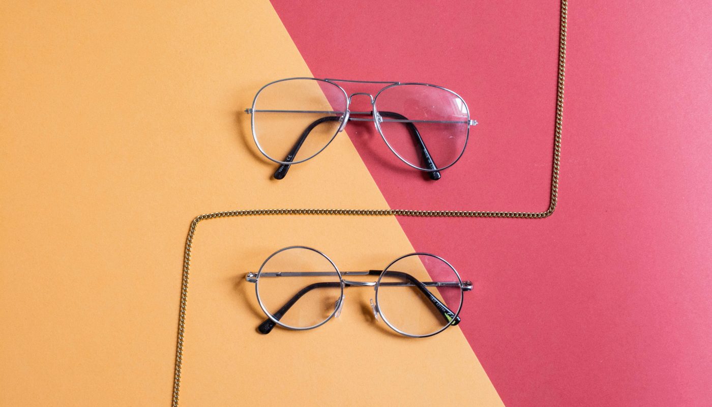 Deux paires de lunettes différentes en 2025 - Quelle est la meilleure enseigne pour choisir ses lunettes